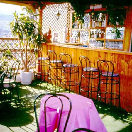 Filoxenia Hotel Атина Екстериор снимка