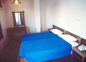 Filoxenia Hotel Атина Екстериор снимка