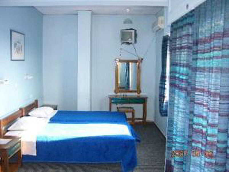 Filoxenia Hotel Атина Екстериор снимка